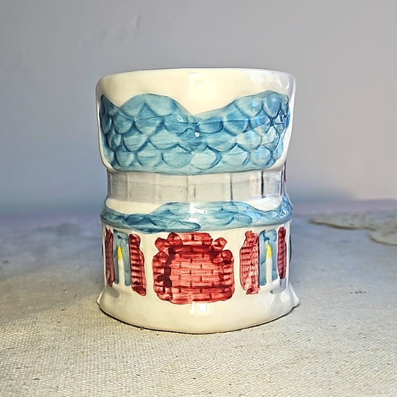 CLAIRE BURKE Christmas House Embossed-relief Ceramic Mug (V) - Picture 2 of 9